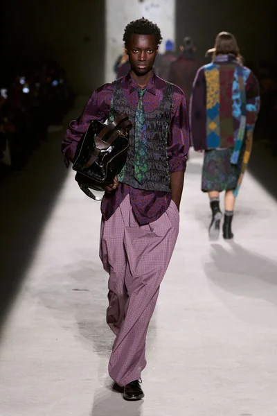 Look 38